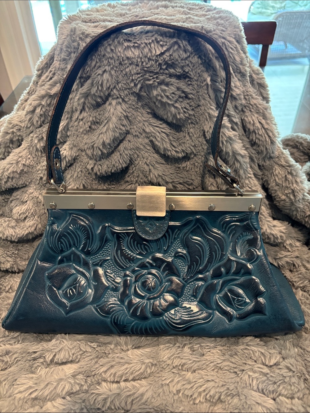 Patricia Nash Unique Teal Blue Embossed leather Floral Frame-Top Shoulder Bag